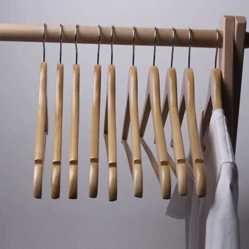 10 Kleiderbügel aus Holz mit ergonomischer Form - Easy2sell - Deluxe