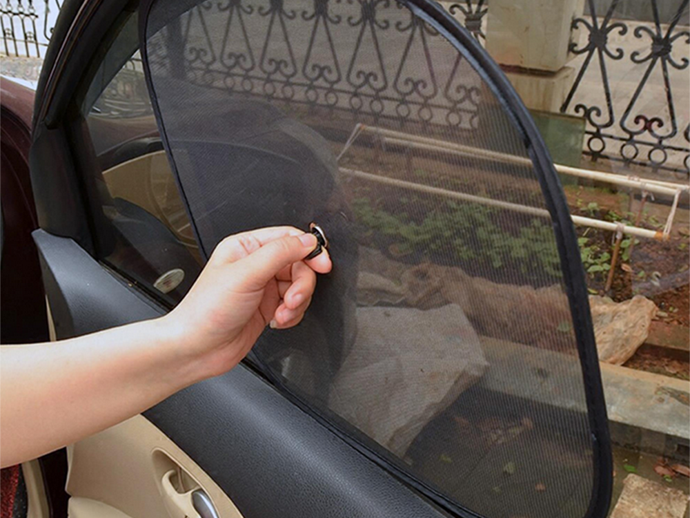 Sonnenschutz fürs Auto - Antibeschlag-Scheibenschutz, 2-teilig, Schwarz