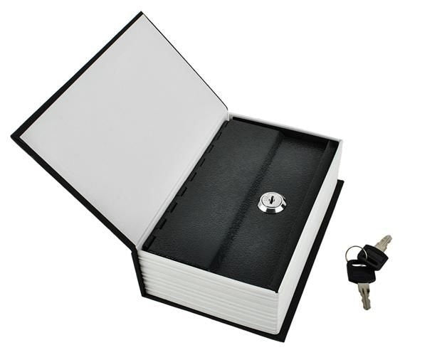 Safe – eine in einem Buch versteckte Box, 18 cm x 11,5 cm
