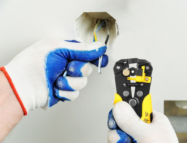 Automatischer Abisolierer