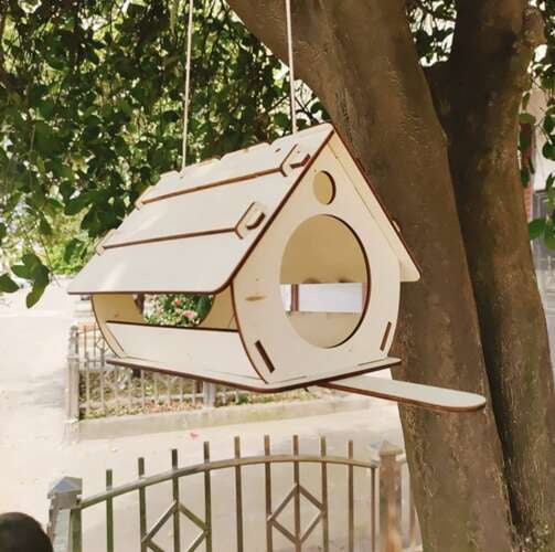 Vogelfutterhaus Holz DIY Bausatz Set zum Bemalen mit 12 Farben und 2 Pinseln