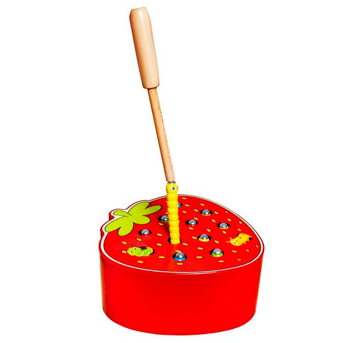 Holzspiel Erdbeere 22411