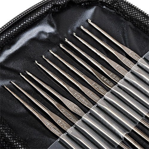 Häkelset für Anfänger – 69 - teiliges Set mit Etui, Garn und Nadeln - Easy2sell - Deluxe