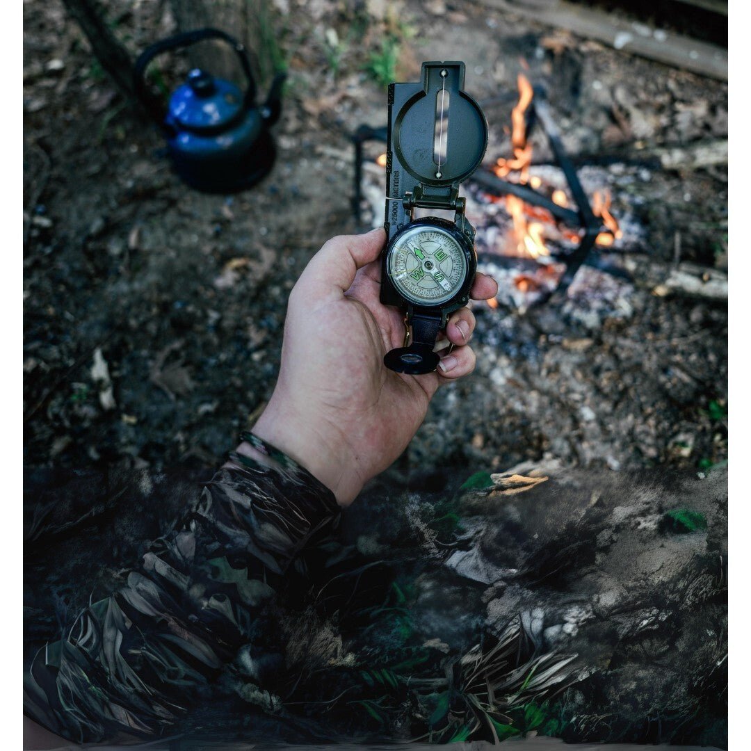 Olivgrüner Metallkompass für Outdoor - Easy2sell - Deluxe