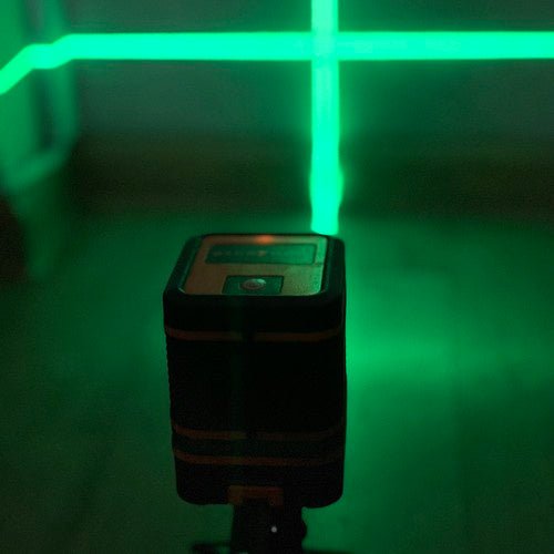 1 Kreuzlinienlaser mit Selbstnivellierung für präzise Messungen, grün - Easy2sell - Deluxe