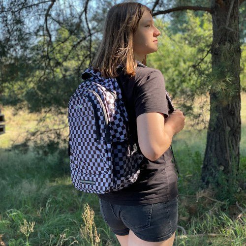 1 Rucksack 22l mit ergonomischen Gurten und EPE - Schutz Schwarz - Easy2sell - Deluxe