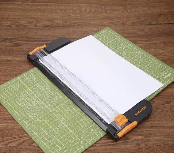 Papierschneidemaschine - Trimmer