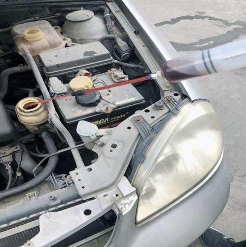 Ölsaugspritze 200 ml 2 Schläuche Stopfen Öl Bremsflüssigkeit Absaugset Auto