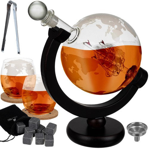 Whisky Karaffe Globus Set mit 2 Gläsern 850 ml Steinkühlwürfeln Holzständer