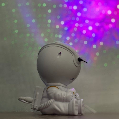 Izoxis 24329 Astronauten-LED-Sternprojektor