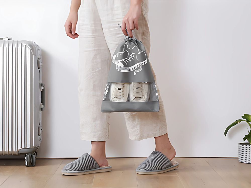 Schuhbeutel Kleidersack Reisetasche Kordelzug grau Fenster atmungsaktiv 43x32 cm