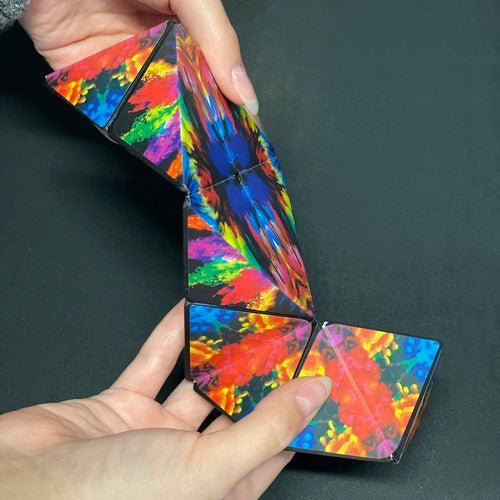 Anti - Stress - Würfel Magnetisch – Kaleidoskop Puzzle für Kinder & Erwachsene - Easy2sell - Deluxe