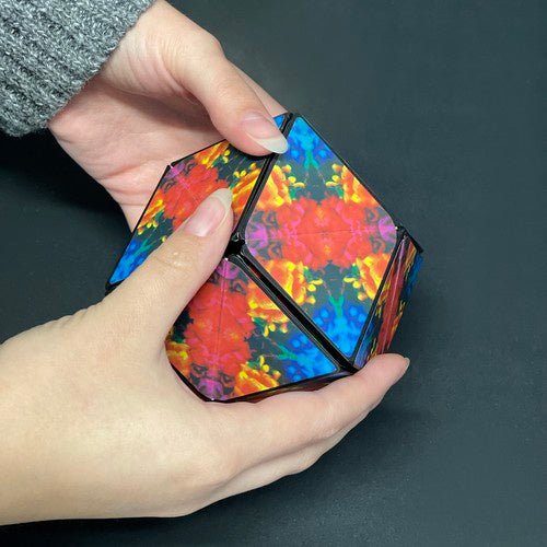 Anti - Stress - Würfel Magnetisch – Kaleidoskop Puzzle für Kinder & Erwachsene - Easy2sell - Deluxe