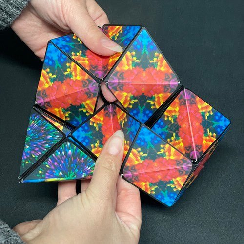 Anti - Stress - Würfel Magnetisch – Kaleidoskop Puzzle für Kinder & Erwachsene - Easy2sell - Deluxe