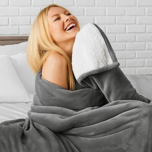 Doppelseitige Decke 150x200cm – Kuscheldecke Dunkelgrau in Lammfell - Optik - Easy2sell - Deluxe