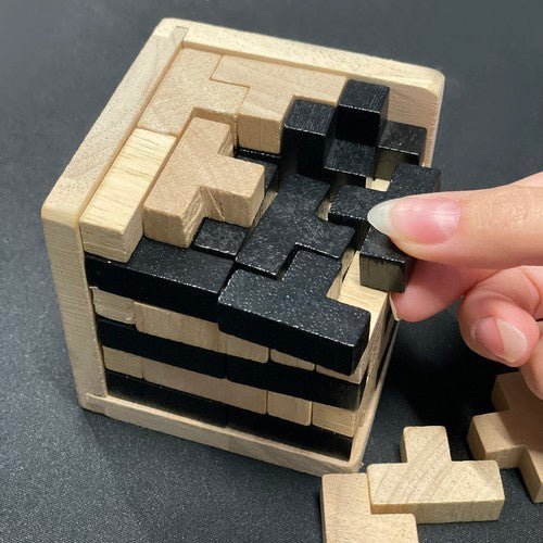 Holzstapelwürfel Puzzle – 3D Logikspiel aus Holz mit 52 T - Blöcken - Easy2sell - Deluxe