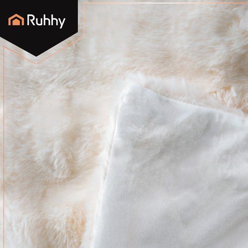 Kuscheldecke 160x100 cm Weiß – Weiche Tagesdecke aus Kunstfell & Plüsch - Easy2sell - Deluxe