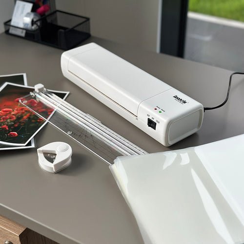 Laminiergerät A4 4 - in - 1 Set mit Trimmer, Eckenrunder und 60 Folien - Easy2sell - Deluxe