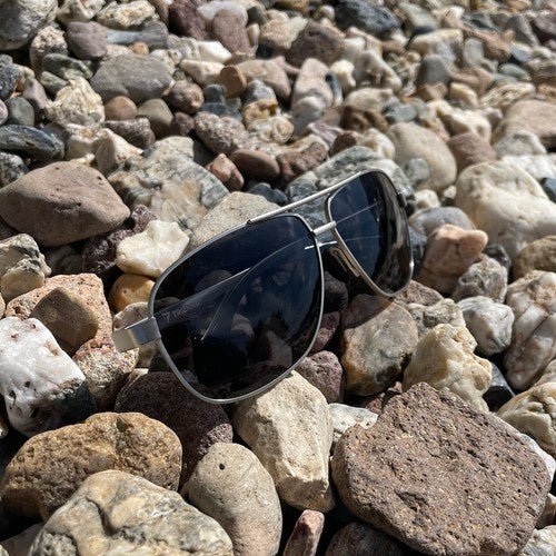 Polarisierte Sonnenbrille mit UV - Schutz und Etui schwarz/silber - Easy2sell - Deluxe
