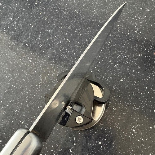Professioneller Messerschärfer mit Wolframkarbid schwarz/silber - Easy2sell - Deluxe