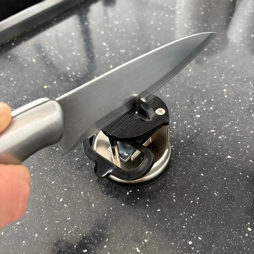 Professioneller Messerschärfer mit Wolframkarbid schwarz/silber - Easy2sell - Deluxe